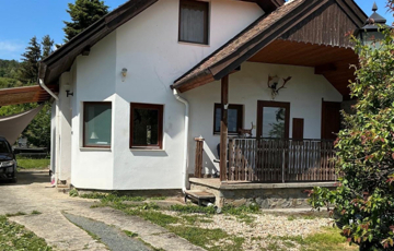 Eladó családi ház