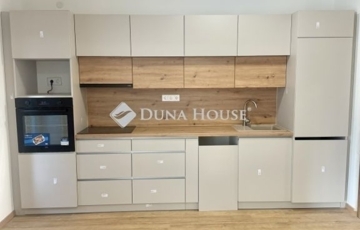 Eladó lakás