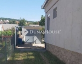 Eladó családi ház Pécs 86 900 000 Ft