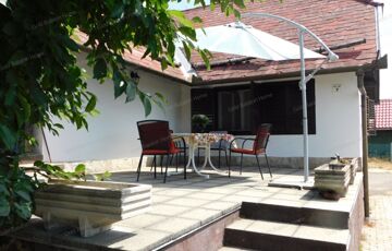 Eladó családi ház