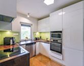 Eladó családi ház Majosháza 199 000 000 Ft