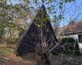 Szajolban lözvetlen vízparti nyaraló eladó!