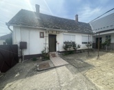 Eladó lakás Tolna-Mözs 25 000 000 Ft