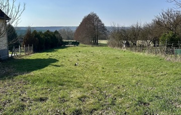 Eladó telek/földterület