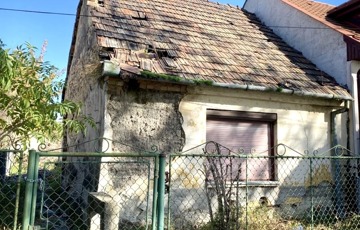 Eladó családi ház