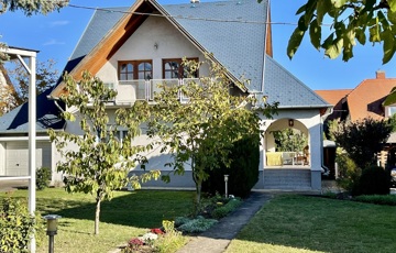 Eladó családi ház