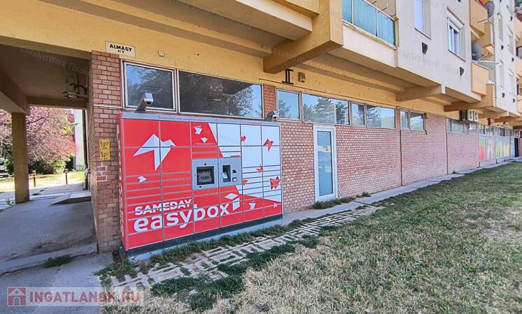 Kiadó üzlethelyiség Törökszentmiklóson!