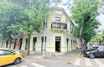 Eladó iroda/üzlethelyiség