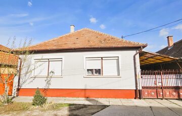 Eladó családi ház