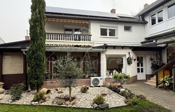 Eladó családi ház