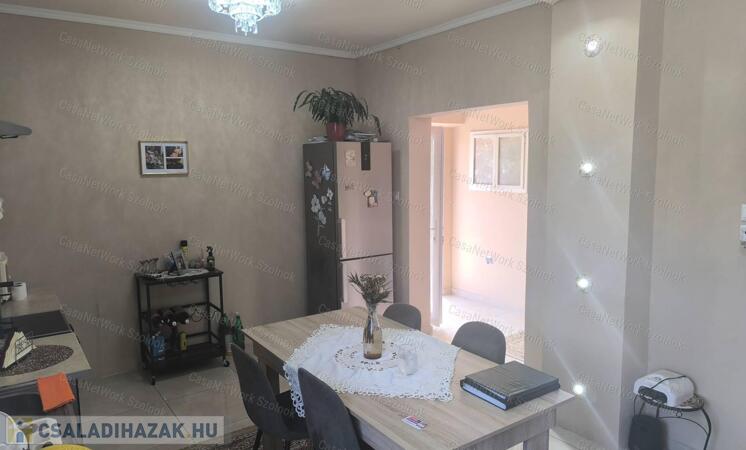 Zagyvarékason eladó kertes családi ház!                                 