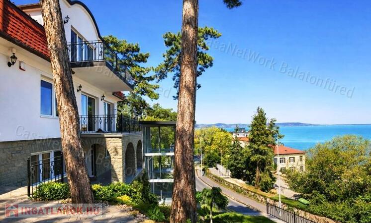 Mediterrán hangulatú, panorámás EXKLUZÍV VILLA TIHANYBAN