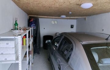 Eladó garázs