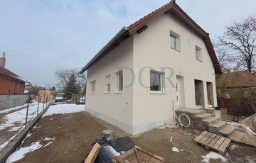 Eladó családi ház