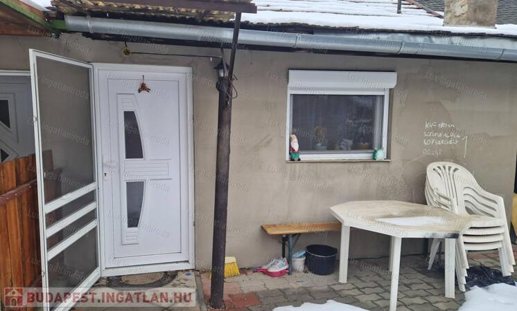 Eladó lakás Annavölgyön!                                 