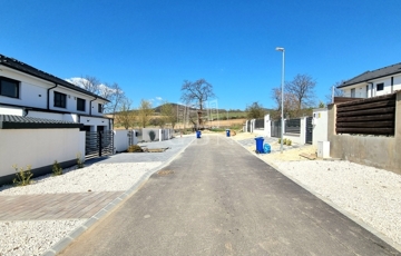 Eladó telek/földterület