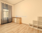 Eladó lakás Pécs 120 000 000 Ft