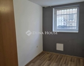 Eladó lakás Pécs 44 990 000 Ft