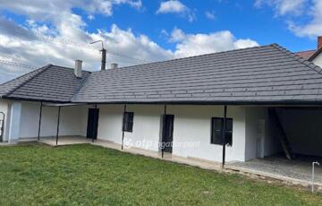 Eladó családi ház