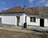 Eladó családi ház Baja 47 000 000 Ft