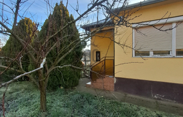 Eladó családi ház