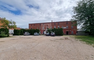 Kiadó iroda/üzlethelyiség