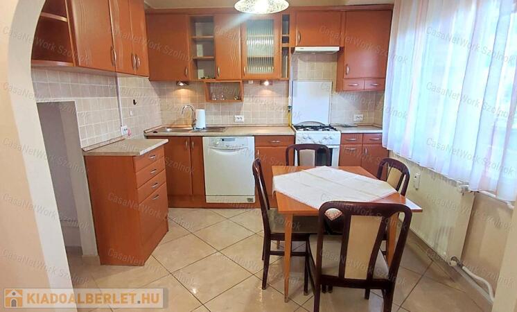 Kiadó lakás Szolnokon, a Mátyás király úton                                 