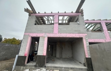 Eladó családi ház