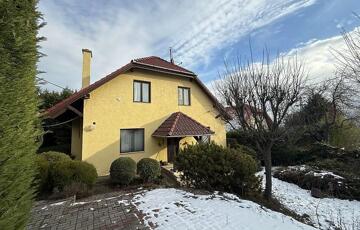 Eladó családi ház