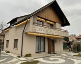 Eladó családi ház Veresegyház 140 900 000 Ft