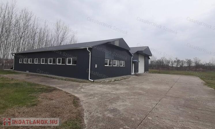 Vezseny településen ipari ingatlan kiadó!