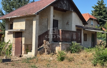 Eladó üdülő/nyaraló