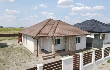 Eladó családi ház