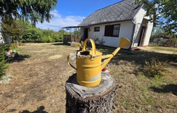 Eladó üdülő/nyaraló