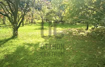 Eladó telek/földterület