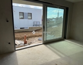 Eladó lakás Pécs 125 000 000 Ft