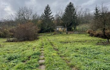 Eladó telek/földterület