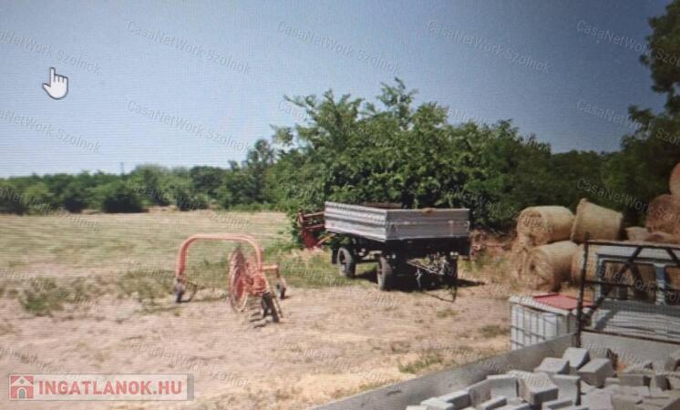 Tiszaföldváron eladó építési telek!