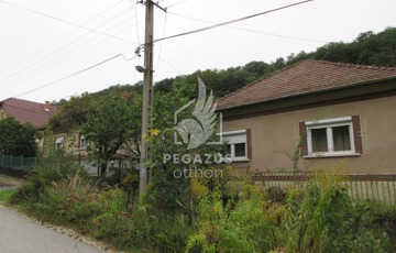 Eladó családi ház