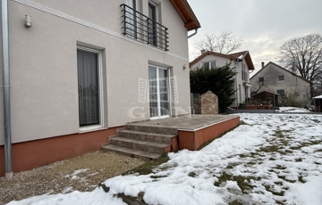 Eladó családi ház