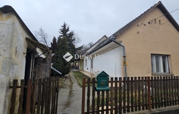 Eladó családi ház