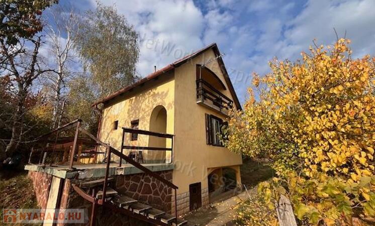 Panorámás Nyaraló Lovas, Alsóörs határán                                 