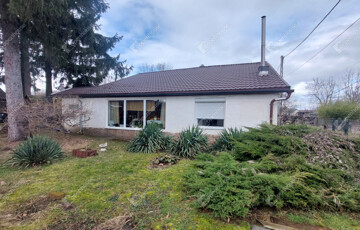 Eladó családi ház