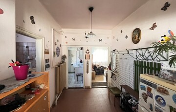 Eladó családi ház