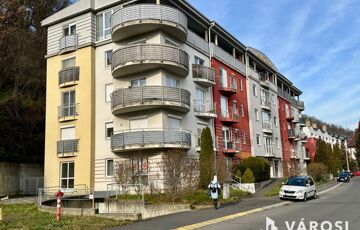 Kiadó iroda/üzlethelyiség