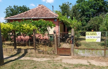 Eladó családi ház