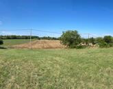 Eladó Zártkert Szőny-Béla-pusztán – Félpanorámával a Természet Kedvelőinek!