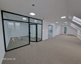 Kiadó iroda/üzlethelyiség Győr 752 000 Ft