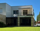 Eladó üdülő/nyaraló Balatonföldvár 275 000 000 Ft