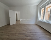 Eladó lakás Pécs 69 900 000 Ft